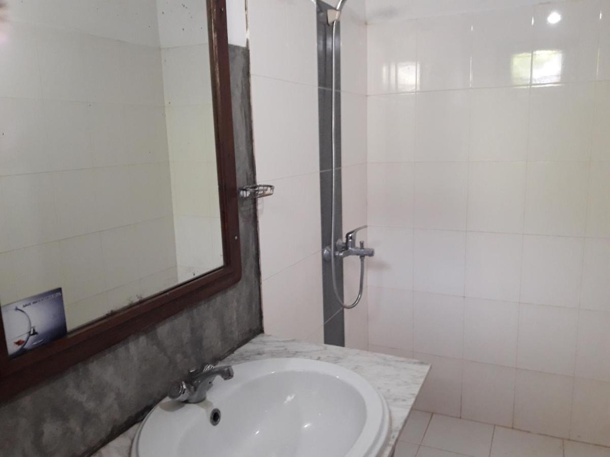 Sea Front Hikkaduwa Apartment Ngoại thất bức ảnh